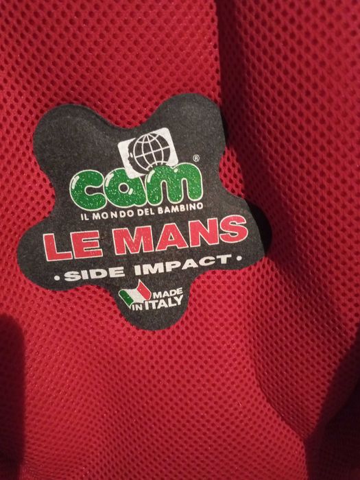 Дитяче автокрісло Cam, зроблено в Італії.