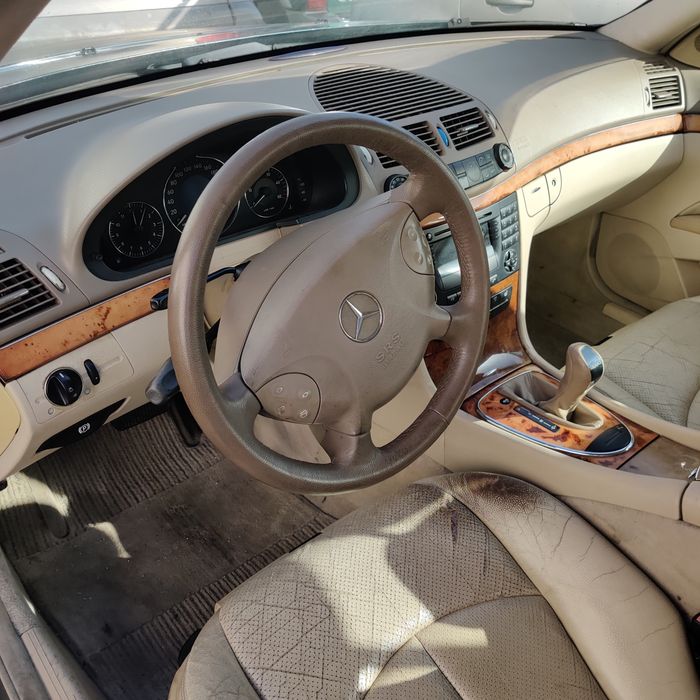 Mercedes w211 e220 para peças
