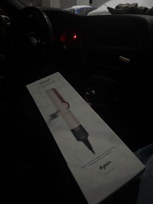 Dyson Airstrait Випрямляч для волосся