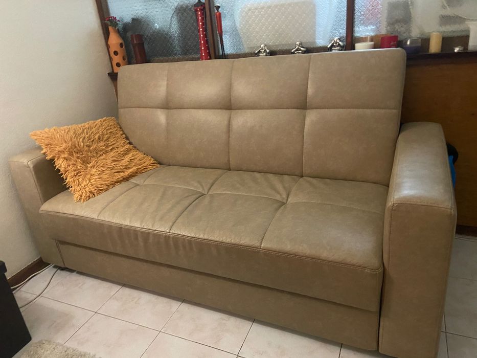 Vende sofá 3 lugares