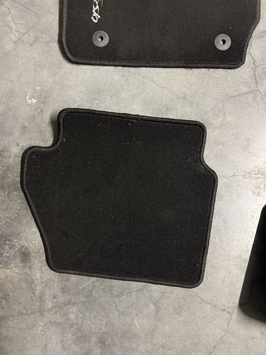 Dywaniki do auta Ford Fiesta VI