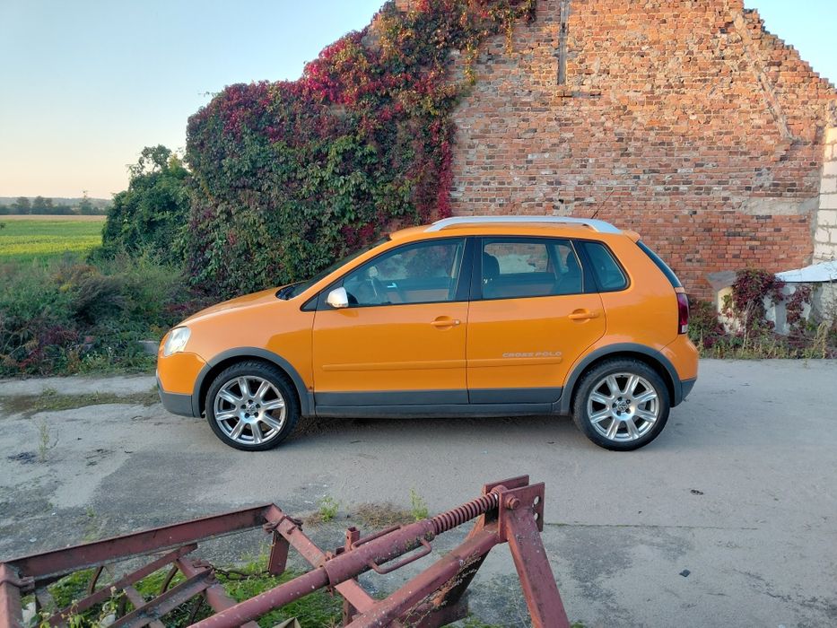 Volkswagen Polo Cross spalanie 4.3L/100km
