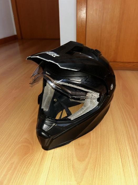 Capacete Unik com intercomunicador