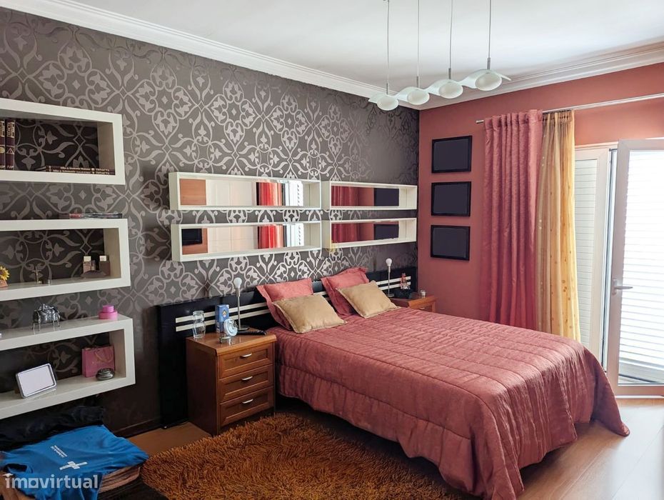 Moradia Geminada T4 Venda em Tarouca e Dálvares,Tarouca