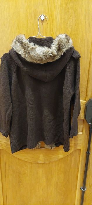 Casacos de malha TIFFOSI e ZARA