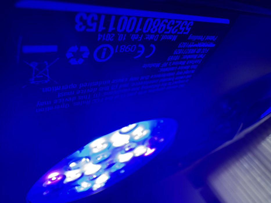 Iluminação aquario ecotech radion gen 3 pro