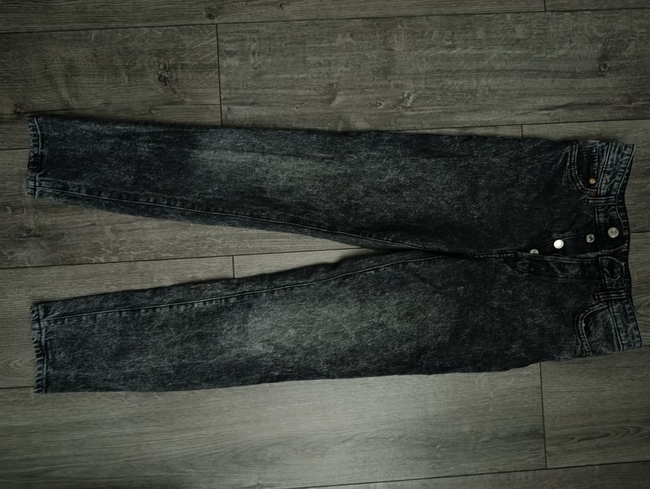 Джинси в ідеальному стані