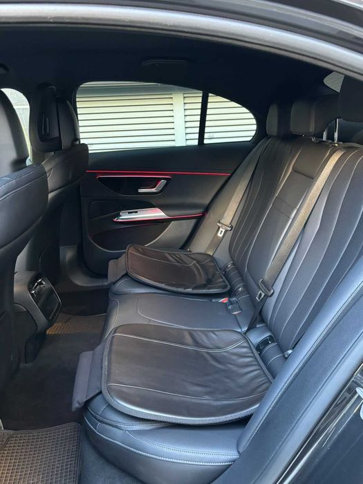 Mercedes E-Class 220d