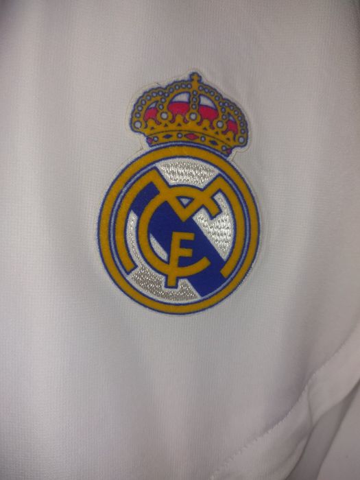 Casaco Adidas Real Madrid Champions League Y2K