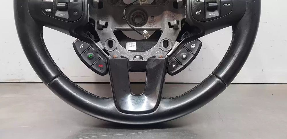 VOLANTE KIA CARENS IV 2018 -56130A4000