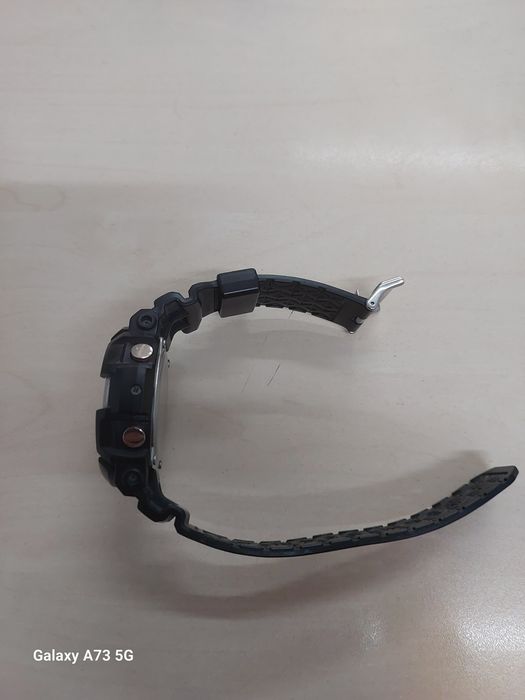 Продаю годинник наручний CASIO G-SHOCK оригінали працюючі