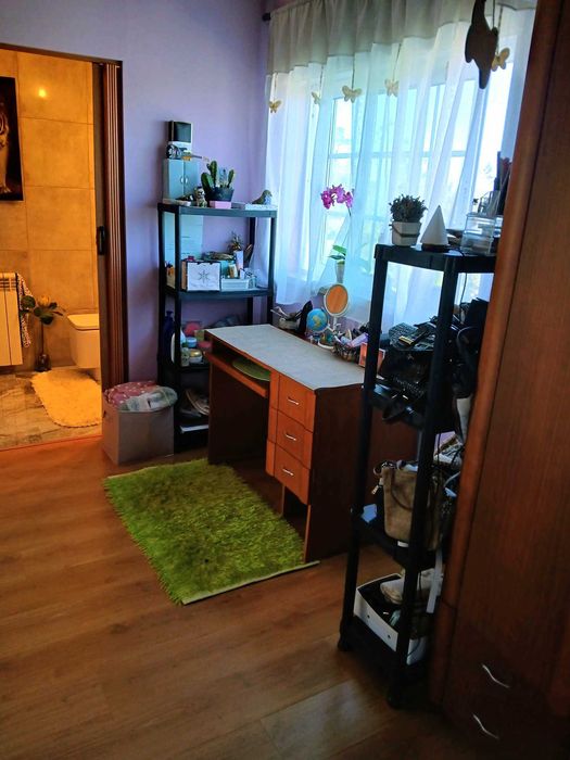 Quarto completo em ótimo estado