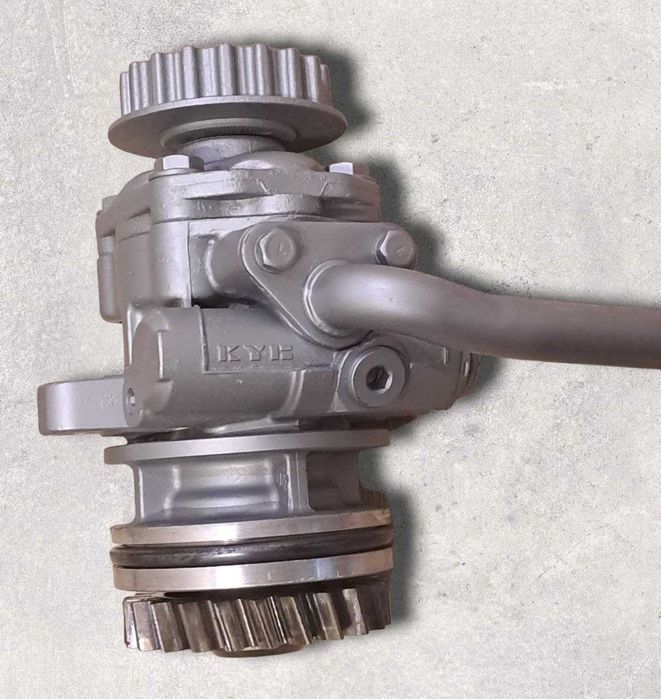 Насос ГУР VW Transporter T5, Phaeton, Touareg, гпк Т-5  2.5