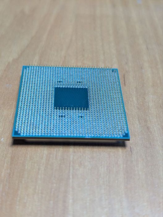 RYZEN 3 1200 . Процесор AMD AM4