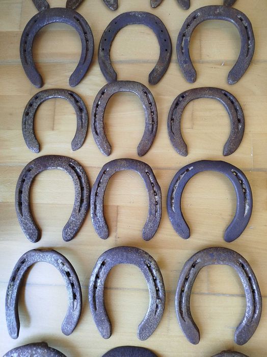 Ferraduras Antigas, preço unitário 3,00 €