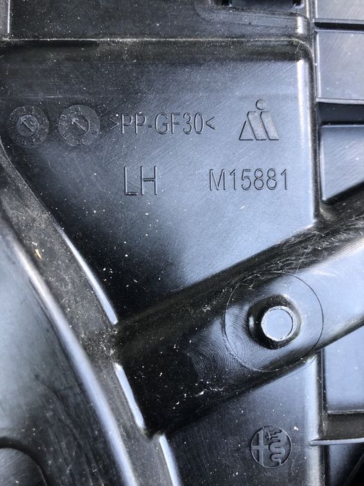 Mechanizm podnoszenia szyby alfa romeo stelvio