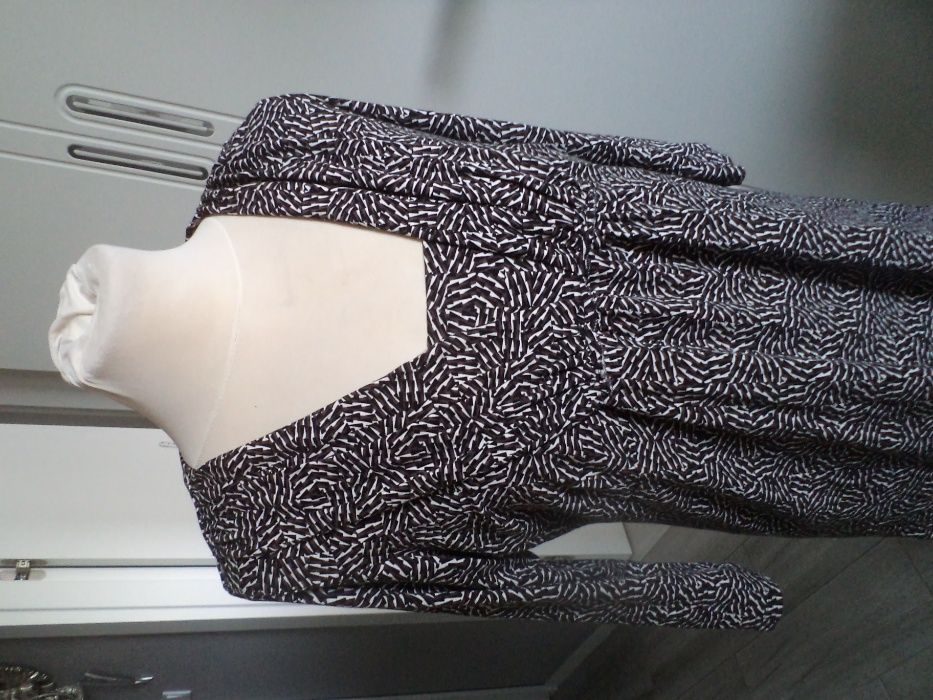 elegancka sukienka/ roz 46/48
