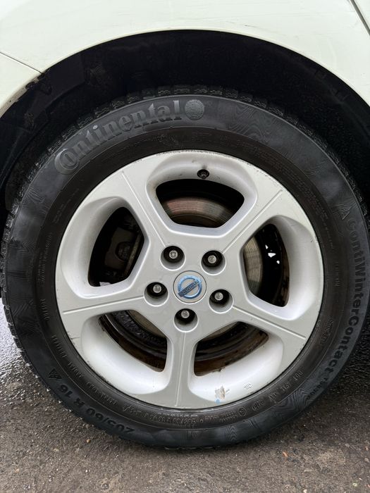 Nissan Leaf 2012 24кв+8кв