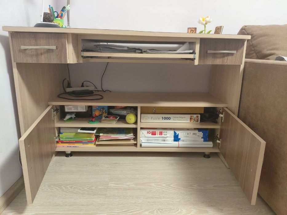 Продам письмовий стіл з навісною тумбою!!!