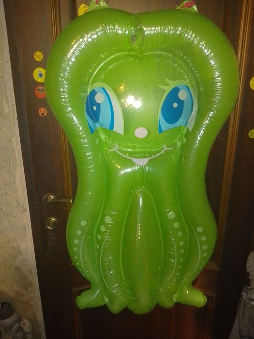 Продам детский надувной матрасик