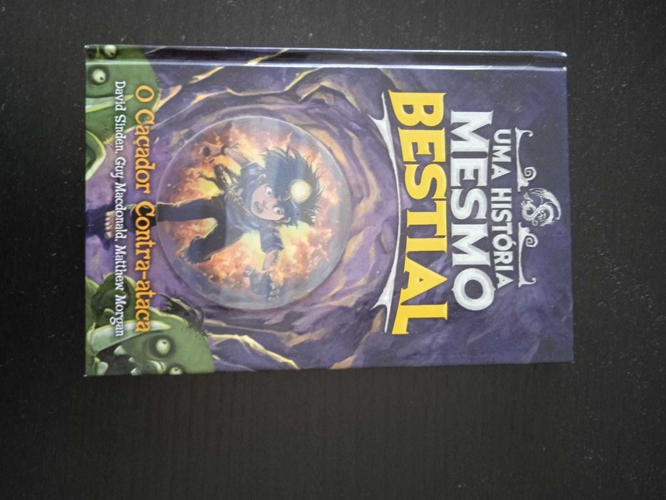 Livros de aventuras: Uma história mesmo bestial