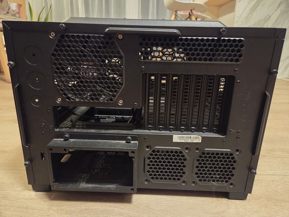 Czarna obudowa Cooler Master HAF XB EVOLUTION czarna USB 3.0