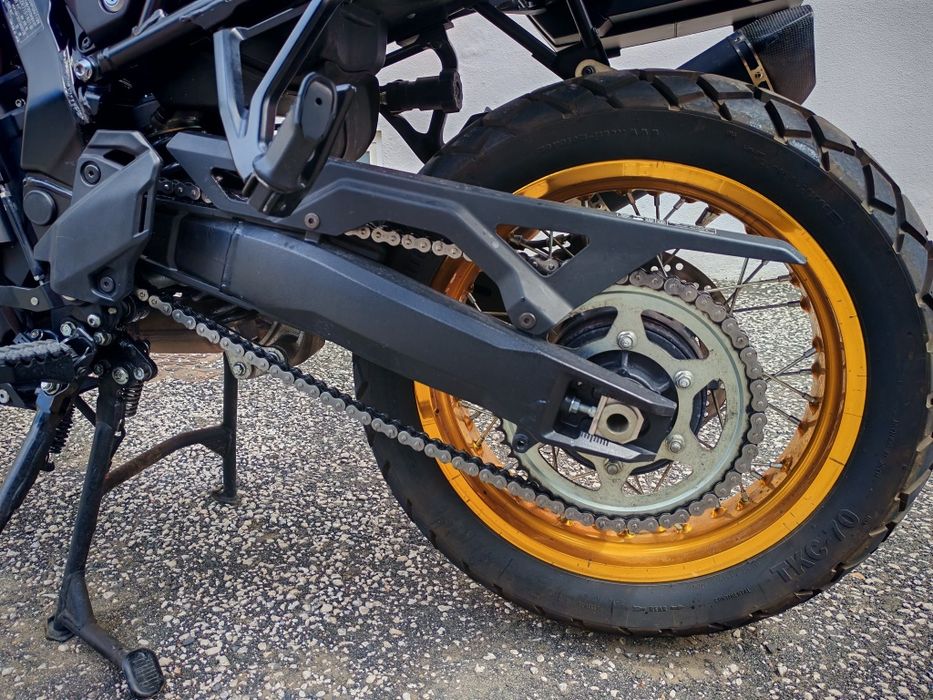 Suzuki DL V-STROM 800 DE