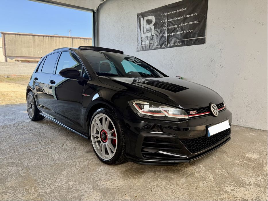 VW Golf 7.5 GTI DSG - Desde 375€ Mês