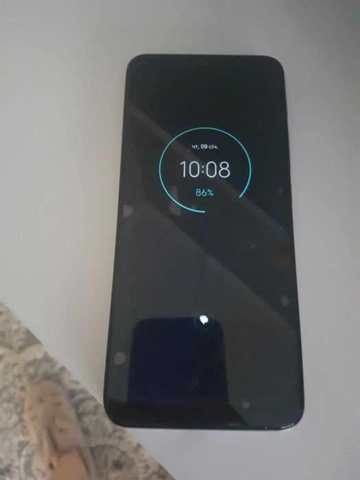 Телефон Motorola G30