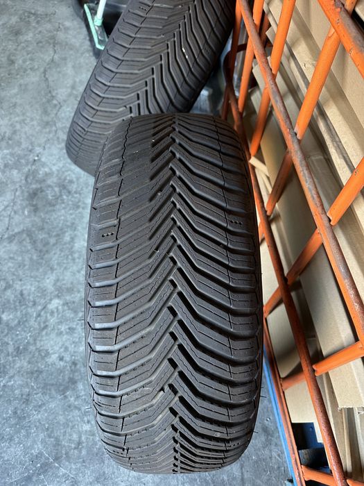 Pneu Michelin Cross Climate 225/50/17