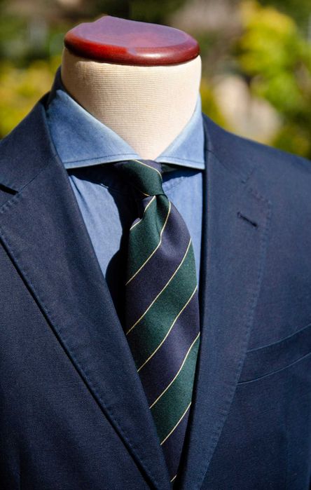 Wełniany krawat regimentalny Captain, zielony, 88% wełna, matowy, pasy