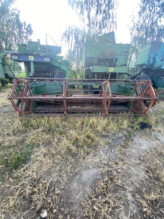 Жатка 3.70 для комбайнів John Deere