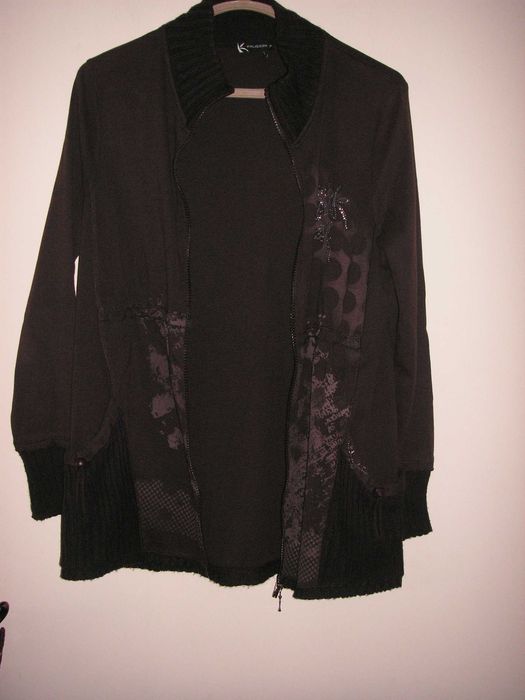 Casacos e T Shirt Kalisson, T Shirt Genesy T/L e L/XL