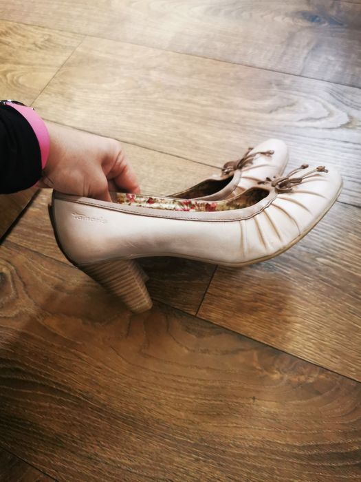 Buty skórzane na obcasie