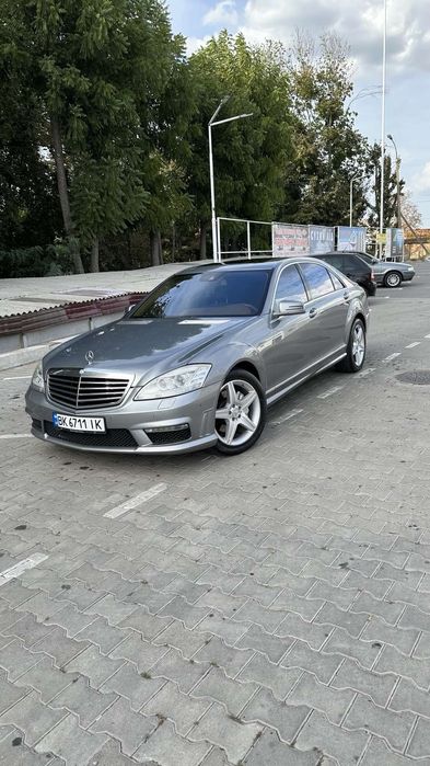 Оренда Mercedes-Benz S-Class W221, AMG — авто, яке говорить за вас.