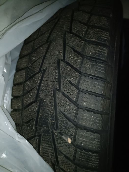 Шини зимові Hankook winter I*cept  185 60 R15