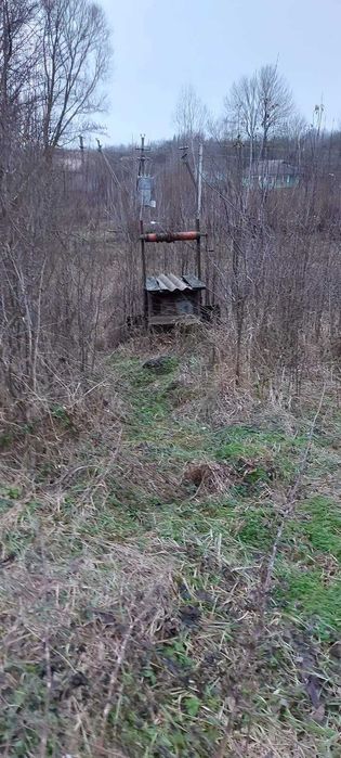 Продаж будинку разом із земельною ділянкою