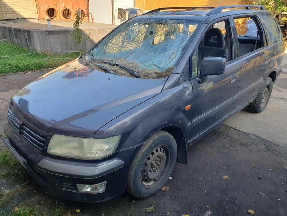 Mitsubishi Space Wagon