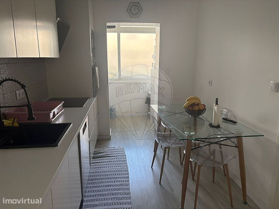 Apartamento T2 para venda — Camarate, Unhos E Apelação, Lisboa