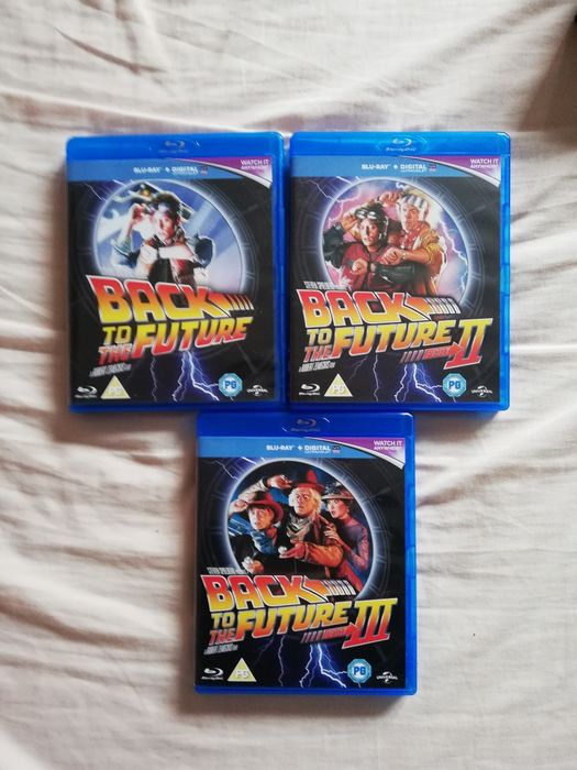 Trilogia "Regresso ao Futuro" em blu ray (portes grátis)