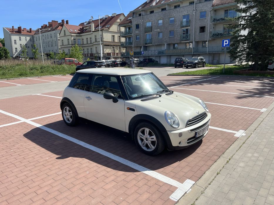 Mini 1.6 benzyna