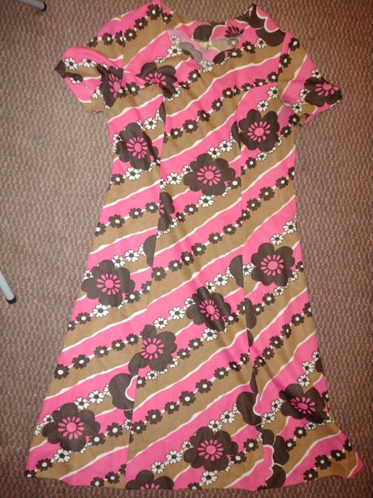 Віддам плаття вінтажне