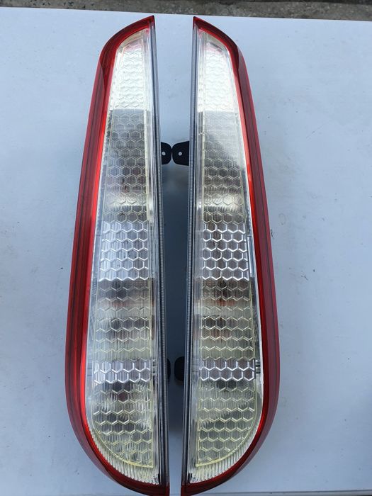 Шрот розборка Форд Фокус Focus 2,3  капот рульова рейка торпеда фари