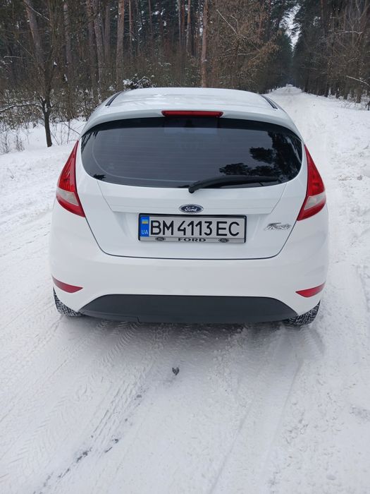 Продам свой автомобиль, все вопросы по тел.