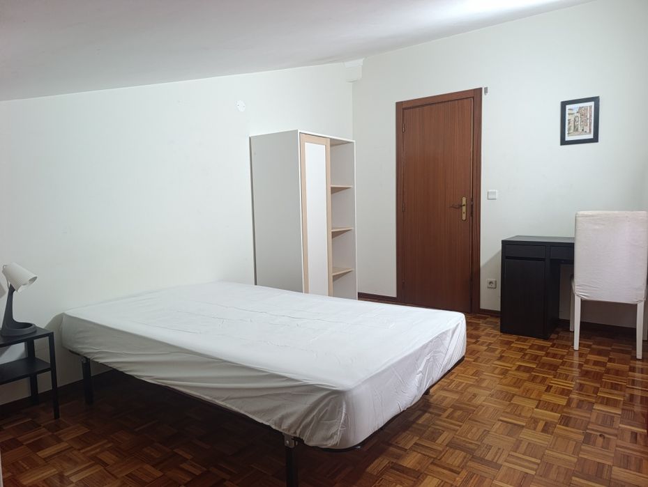 Alugo quarto Leiria