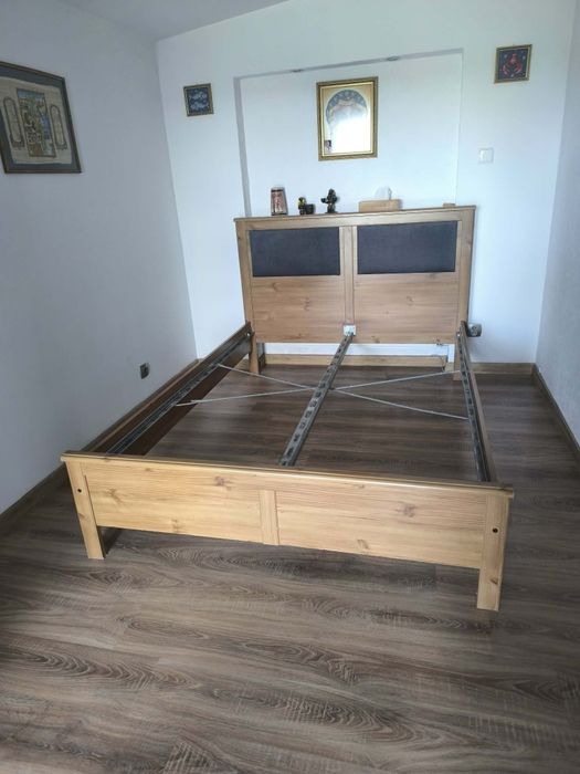 Łóżko stelaż pod materac sypialnia