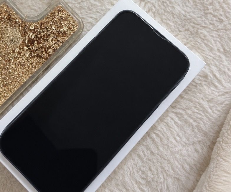 Iphone 13 ciemny niebieski