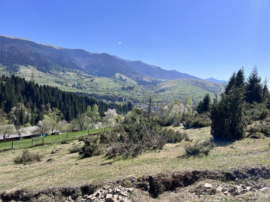 Продається ділянка  у селі Синевир