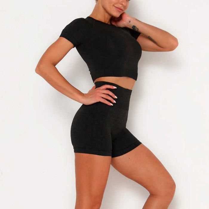 Calção curto + 2 Tops de desporto | Promoção 3 peças