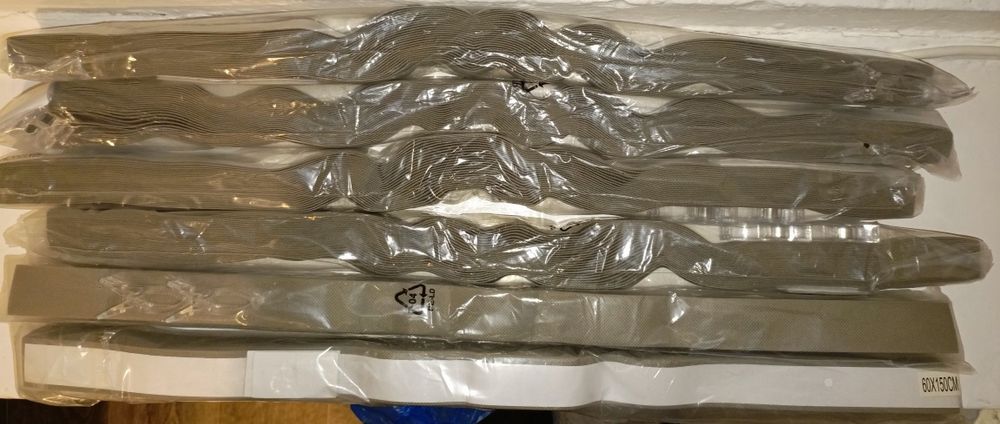 Zaluzja okienna samoprzylepna